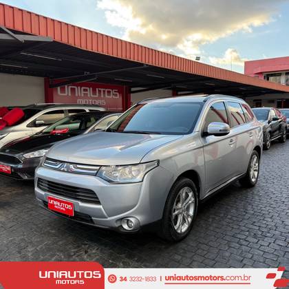 MITSUBISHI OUTLANDER 2.0 16V GASOLINA 4P AUTOMÁTICO